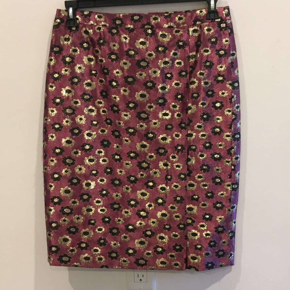 Women's Floral Metallic Pencil Skirt - Pink and Gold